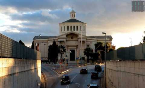 Dal Redentore a Santa Fara, da Goldrake a Don Guanella: le 57 chiese parrocchiali di Bari